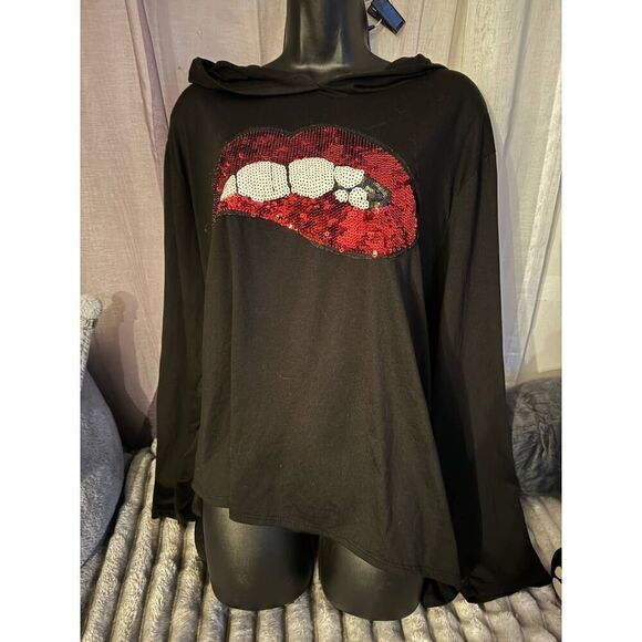 Plus size 3xl long sleeve hooded top/shirt sequin lips/mouth xo - Picture 1 of 5